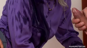 Menage a Piss Screencap 60 on sinx.preview.netperv.com