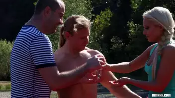 Bringing Bi To The Great Outdoors Screencap 14 on sinx.preview.netperv.com