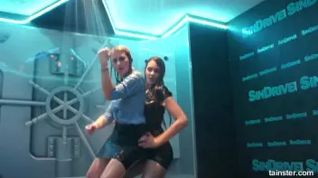 Sexy Shower Girls Screencap 61 on sinx.preview.netperv.com