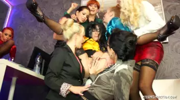 Partying With The Best In The Biz Part 1 Screencap 22 on sinx.preview.netperv.com