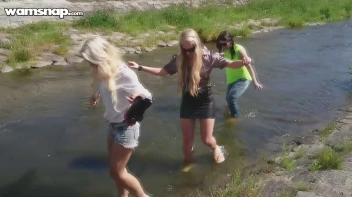 Eurobabe River Of Dreams Screencap 12 on sinx.preview.netperv.com