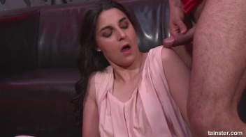 Model Gets Her Fully Clothed 15 Minutes of Casting Couch Fame Screencap 112 on sinx.preview.netperv.com