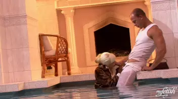 Underwater Suck and Fuck Screencap 42 on sinx.preview.netperv.com