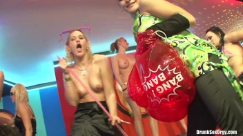 Bikini Beach Balls Part 5 - Main Edit Screencap 23 on sinx.preview.netperv.com