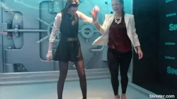 Soaking wet chicks spanking each others asses Screencap 27 on sinx.preview.netperv.com