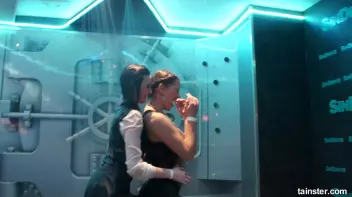 Soaking wet chicks spanking each others asses Screencap 38 on sinx.preview.netperv.com