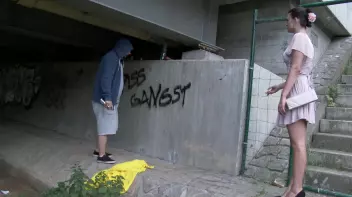 An unexpected cumshot in her mouth Screencap 3 on sinx.preview.netperv.com