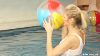 Badminton Babes Go For Wetlook Glory Screencap 64 on sinx.preview.netperv.com