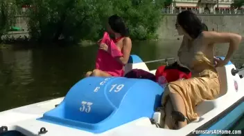 Exhibitionist Wetlook Boat Babes Screencap 78 on sinx.preview.netperv.com