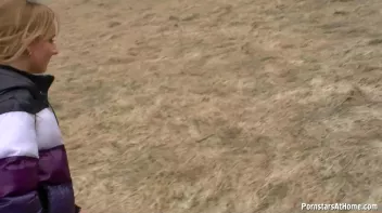 Field Of Blowjobs Screencap 12 on sinx.preview.netperv.com