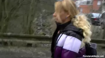 Field Of Blowjobs Screencap 5 on sinx.preview.netperv.com