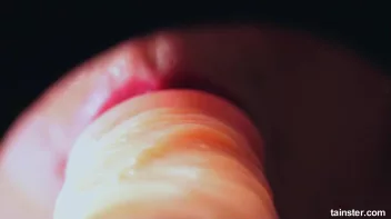 Dressed in leather and covered in cum Screencap 23 on sinx.preview.netperv.com