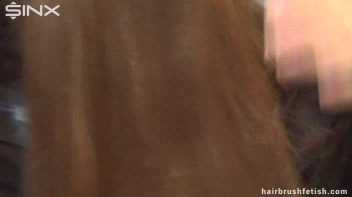 Hair Brushing Brunette Babe Screencap 30 on sinx.preview.netperv.com