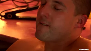 Full Service Salon Screencap 71 on sinx.preview.netperv.com