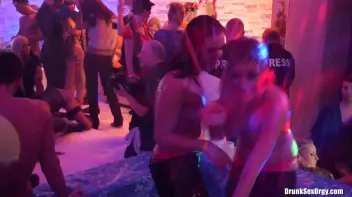 Holiday Hotties Part 4 - Shower Cam Screencap 45 on sinx.preview.netperv.com