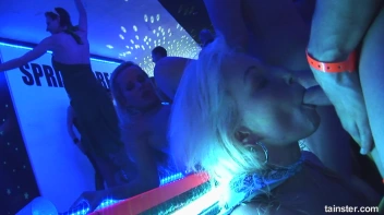 Spring Break Blow-Out Part 6 - Main Edit Screencap 6 on sinx.preview.netperv.com