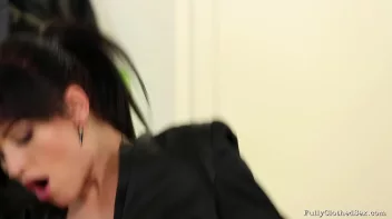 Come On In And Rock My World Screencap 70 on sinx.preview.netperv.com