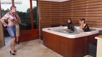 Orgy Quattro Bambole - Vaginale & Anale Grande! Some Kind Of "All You Can Eat" Menu: It's Getting Wet In Here Screencap 4 on sinx.preview.netperv.com