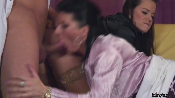 Million Dollar Piss Show Screencap 44 on sinx.preview.netperv.com