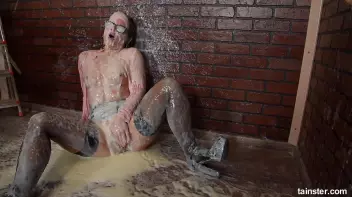 Alla's messy Slime Wave scene Screencap 102 on sinx.preview.netperv.com