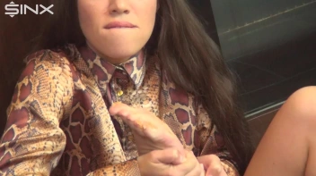 Brunette Babe Crushes Food And Licks Toes Screencap 50 on sinx.preview.netperv.com