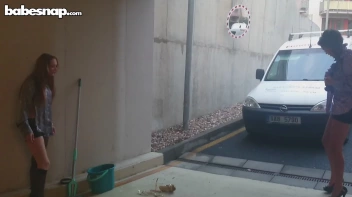 Overdressed And Stressed! Screencap 42 on sinx.preview.netperv.com