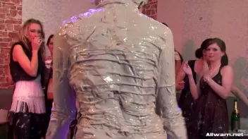 Eurobabes with Mud Rage Screencap 36 on sinx.preview.netperv.com