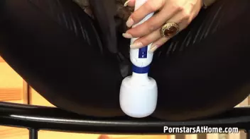 Gina's Gooey Fetish Show Screencap 20 on sinx.preview.netperv.com