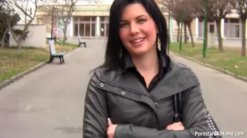 Hide and Seek My Cock! Screencap 7 on sinx.preview.netperv.com