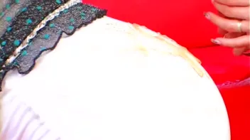 Sweet Honies Screencap 40 on sinx.preview.netperv.com