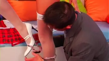 A Kinky Surprise Screencap 9 on sinx.preview.netperv.com