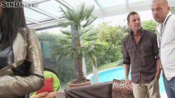 The Big Titty Queen Is Back For A Full Program DP Attack! Screencap 13 on sinx.preview.netperv.com