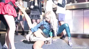 Holiday Hotties Part 1 - Cam 4 Screencap 94 on sinx.preview.netperv.com