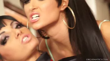 Construction Site Cunts Hard At Work Screencap 32 on sinx.preview.netperv.com