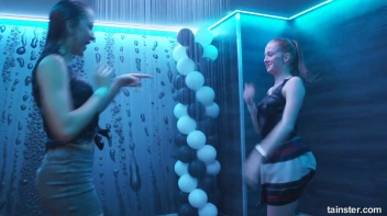 Wet And Working It!  Cuties Shake It Up! Screencap 56 on sinx.preview.netperv.com