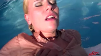 Fuck Me Wet And Cum In My Hair Screencap 56 on sinx.preview.netperv.com