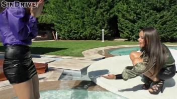 Fashionista Femme Fiesta: Let's Rip This Shit And Lick That Bitch! Welcome Rachele Richey & Coco De Mal ...!!! Screencap 21 on sinx.preview.netperv.com