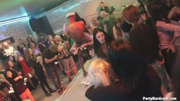 Party Hardcore Gone Crazy Vol. 31 Part 4 - Cam 2 Screencap 10 on sinx.preview.netperv.com