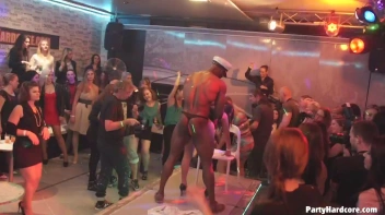 Party Hardcore Gone Crazy Vol. 31 Part 4 - Cam 2 Screencap 12 on sinx.preview.netperv.com