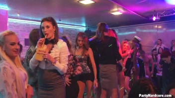 Party Hardcore Gone Crazy Vol. 31 Part 4 - Cam 2 Screencap 31 on sinx.preview.netperv.com