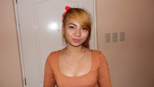 Latest deal - Jessica: Hairy Vag Vibrations