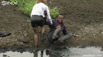Muddy Mixed Wrestling For Arguing Couple - Cam 1 Screencap 27 on sinx.preview.netperv.com
