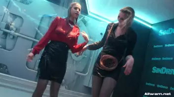 Wet 'n Wild Screencap 21 on sinx.preview.netperv.com