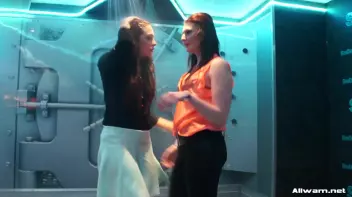 Wet 'n Wild Screencap 30 on sinx.preview.netperv.com