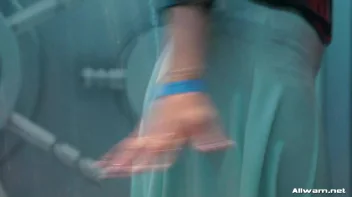 Wet 'n Wild Screencap 44 on sinx.preview.netperv.com