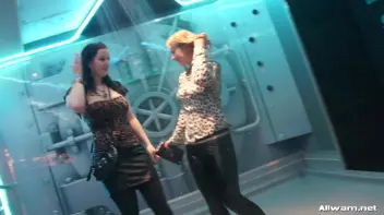 Wet 'n Wild Screencap 64 on sinx.preview.netperv.com