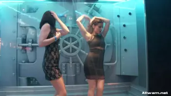 Wet 'n Wild Screencap 67 on sinx.preview.netperv.com