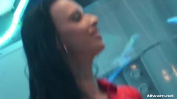 Wet 'n Wild Screencap 8 on sinx.preview.netperv.com