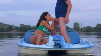 Boats And Hoes, Girl Blows Him Good On The Boat Screencap 25 on sinx.preview.netperv.com