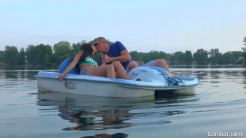 Boats And Hoes, Girl Blows Him Good On The Boat Screencap 5 on sinx.preview.netperv.com